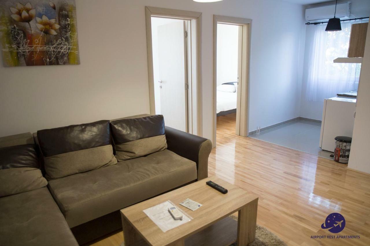 Airport Rest Apartments Beograd Eksteriør bilde