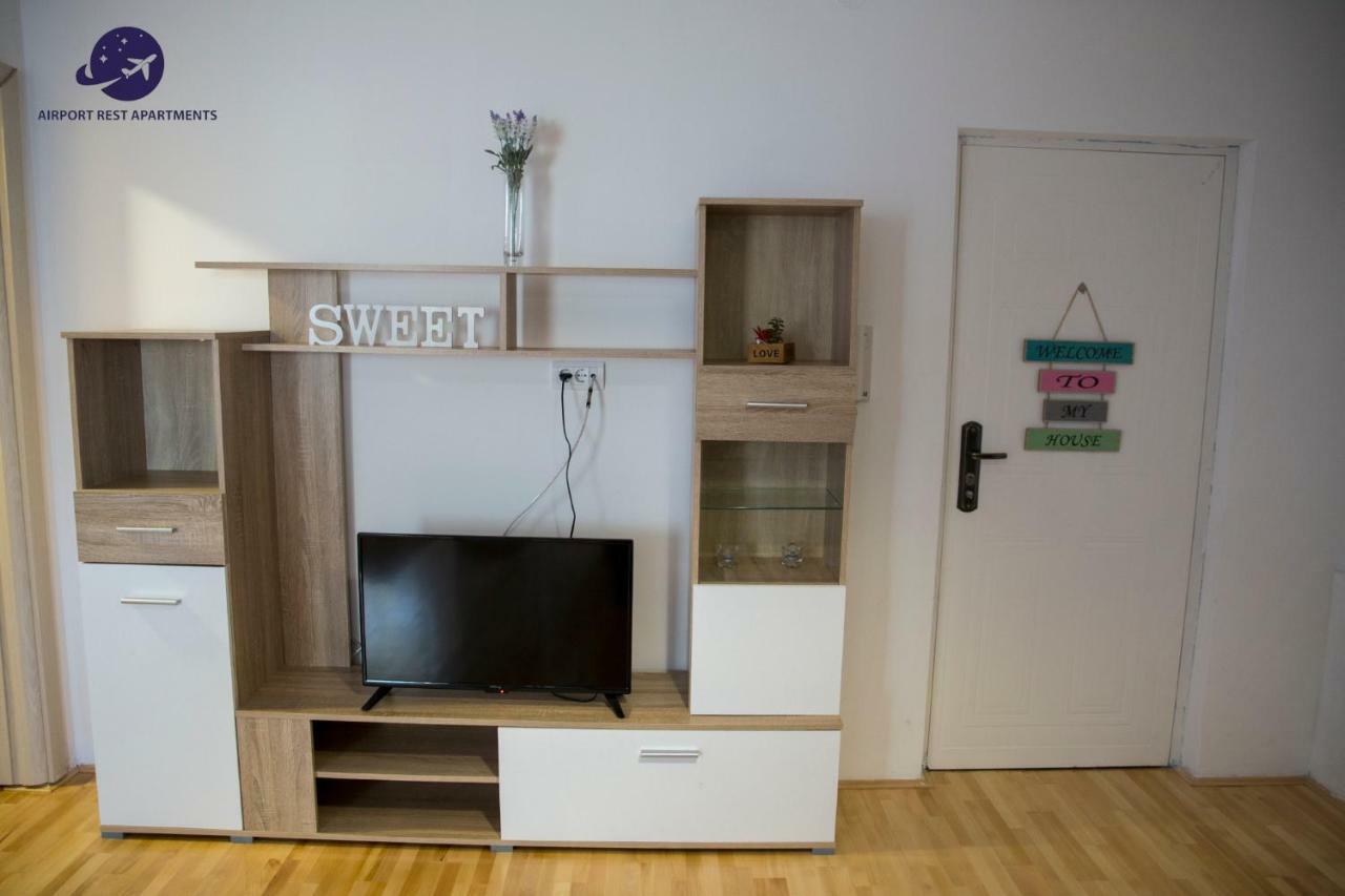 Airport Rest Apartments Beograd Eksteriør bilde