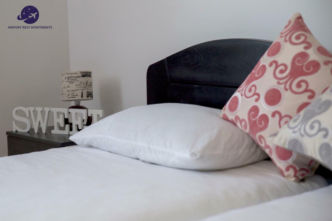 Airport Rest Apartments Beograd Eksteriør bilde