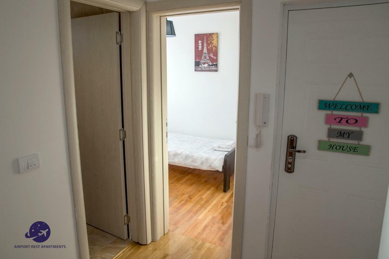Airport Rest Apartments Beograd Eksteriør bilde