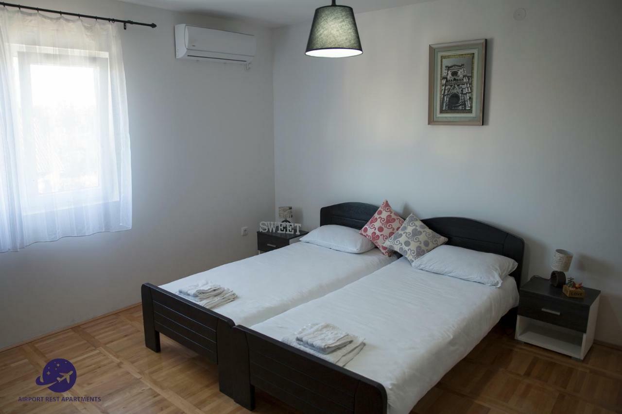 Airport Rest Apartments Beograd Eksteriør bilde