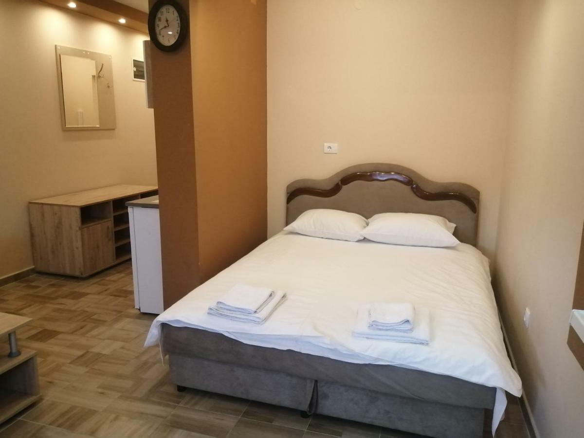 Airport Rest Apartments Beograd Eksteriør bilde